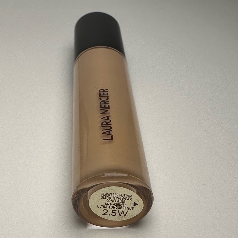 🆕 LAURA MERCIER 3 pc Makeup Lot w/ Concealer, Translucent Loose Powder & Primer - Picture 3 of 6